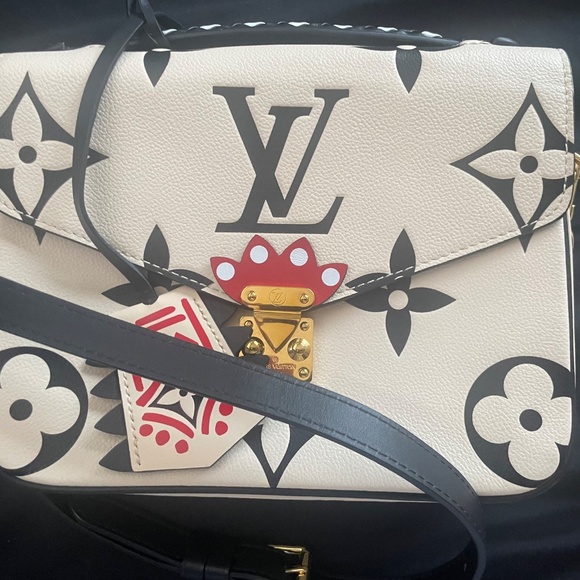 LOUIS VUITTON Pochette Métis Monogram Empreinte Giant Crafty - Limited Edition | - Picture 2 of 11